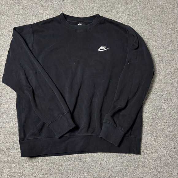Nike Other - Nike Sweatshirt Mens Medium Crewneck Black Embroidered Logo Pullover Fleece